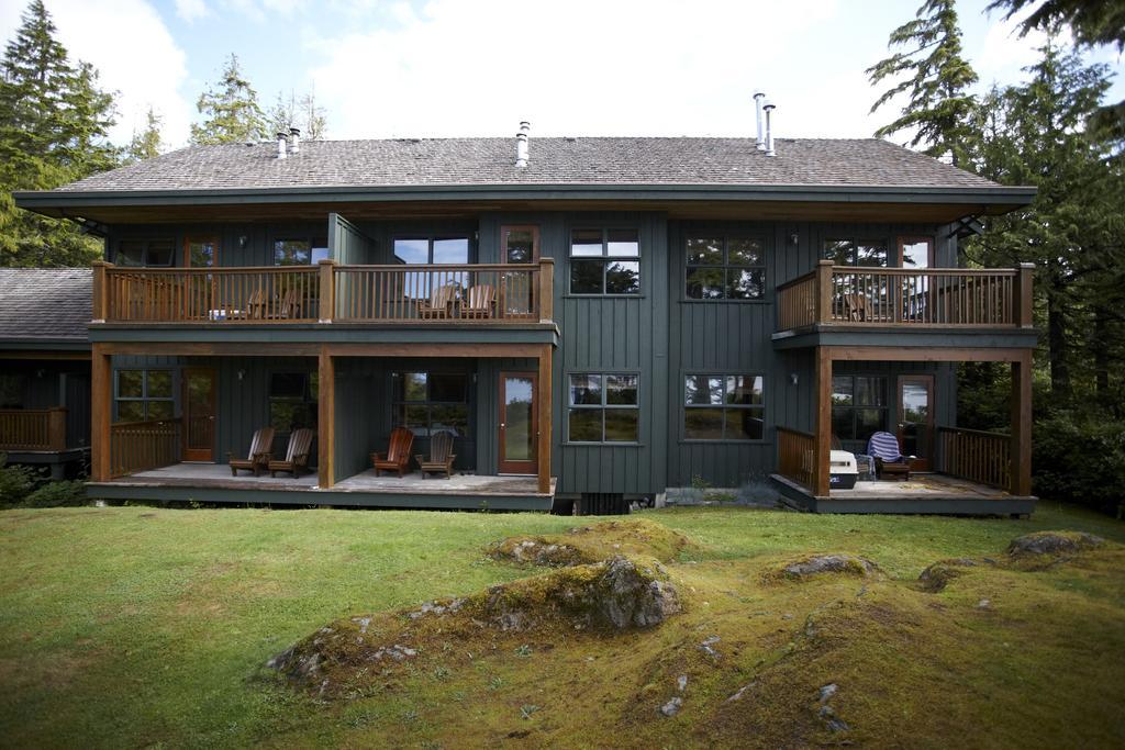 Middle Beach Lodge Tofino Exterior photo