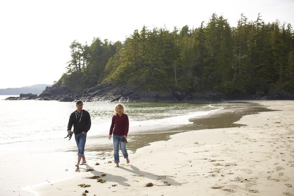 Middle Beach Lodge Tofino Exterior photo